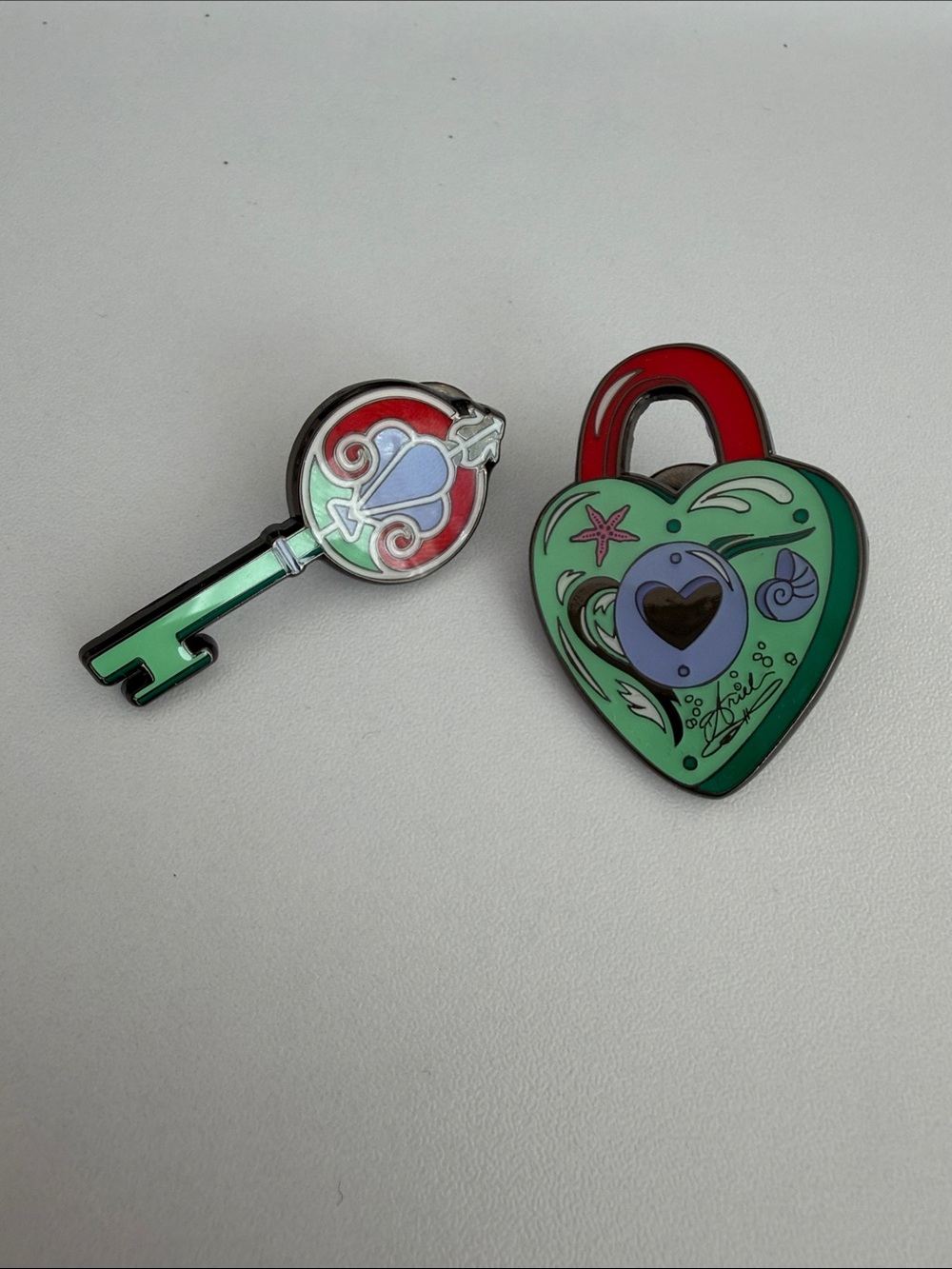 Disney Princess Ariel Lock and Key Pin Set